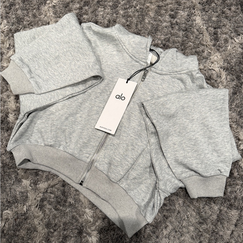 ALO Yoga Gray Cropped  Women's Sweater